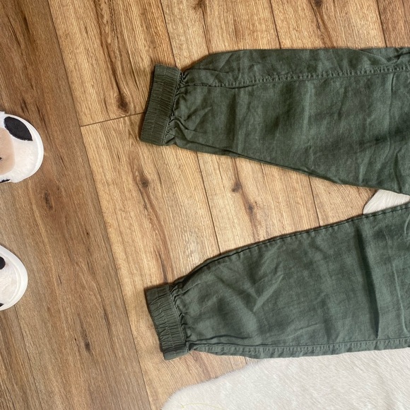 Nicole Miller New York women's linen jogger pants in a solid green - Picture 2 of 9